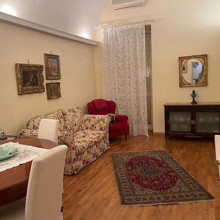 Casa Barone Apartment Naples Luaran gambar